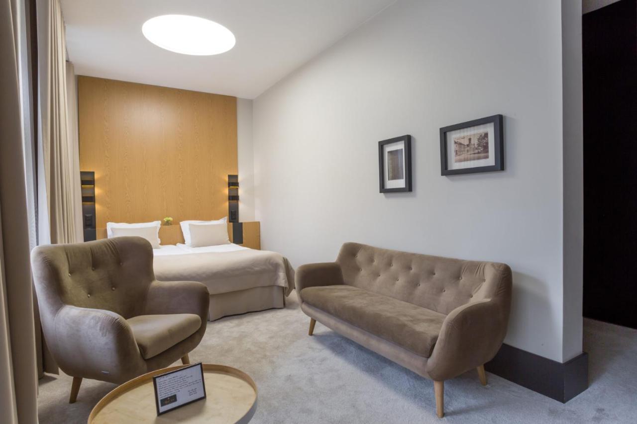 ראדום Hotel Nihil Novi מראה חיצוני תמונה