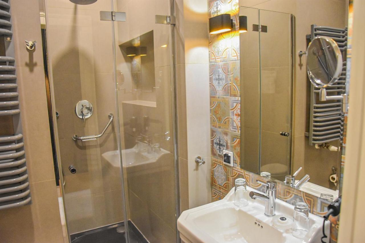 ראדום Hotel Nihil Novi מראה חיצוני תמונה